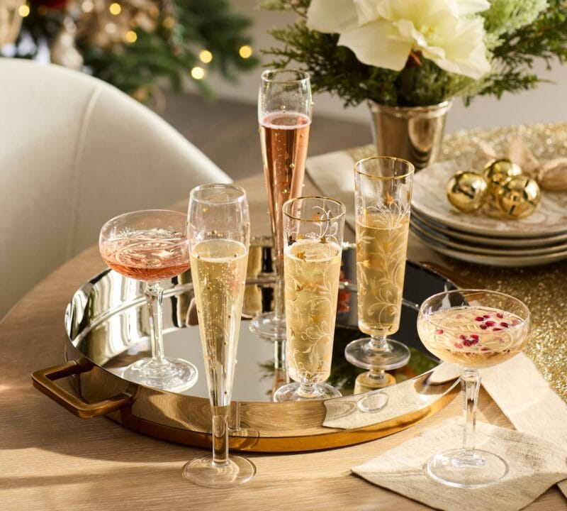 Gold Scatter Champagne Flutes